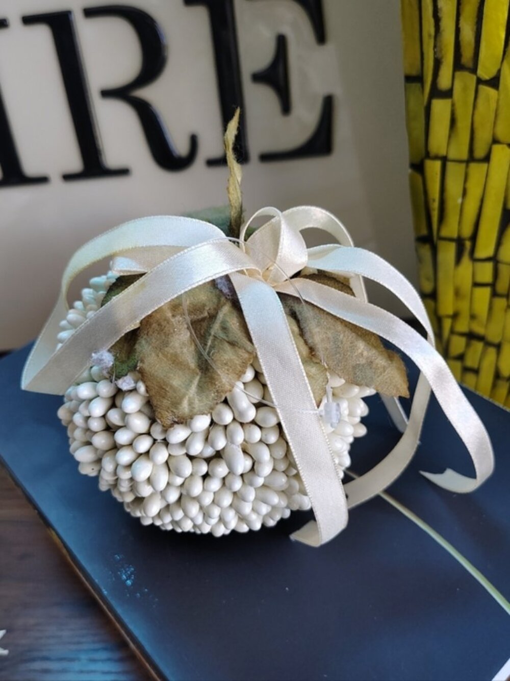 Set of 5 Off White Decorative Ball Ornaments Satin Bow Home Decor Accent Set - Picture 4 of 6